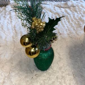 Christmas Holiday Decor Faux Floral Arrangement Home Classroom Office